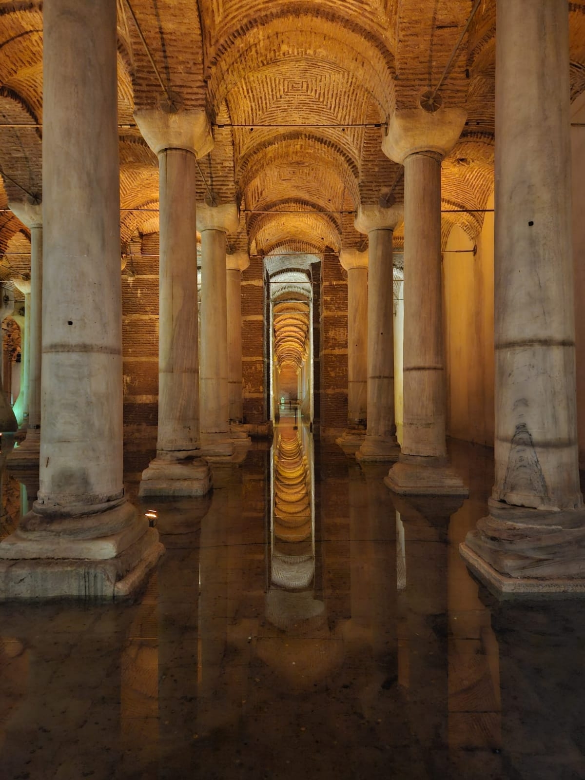 Istanbul: Guided Tour of Blue Mosque, Hagia Sophia & Basilica Cistern (Including Entrance Fees)